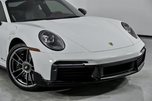 2024 Porsche 911 Turbo S