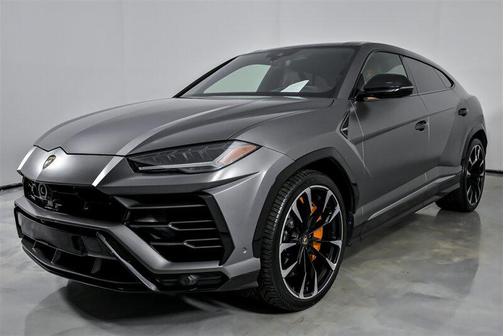 2021 Lamborghini Urus 