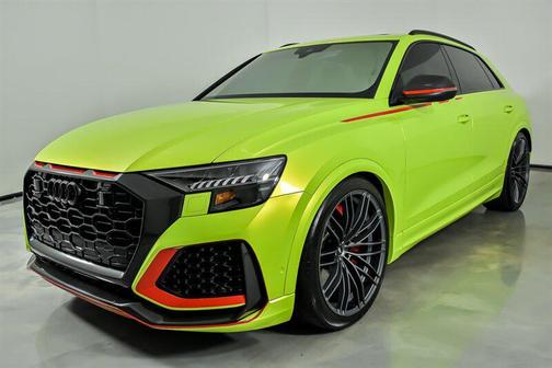 Matador Red Metallic 2021 Audi RS Q8 4.0T