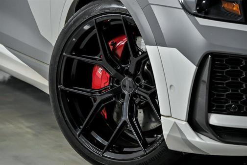 Glacier White Metallic 2021 Audi RS Q8 4.0T