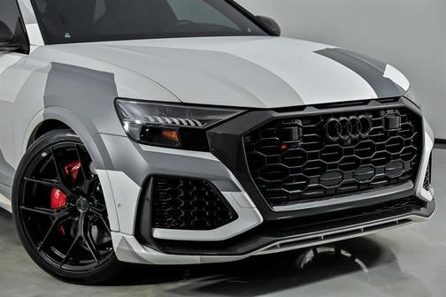 Glacier White Metallic 2021 Audi RS Q8 4.0T