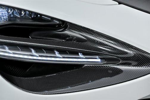White 2020 McLaren 720S Performance