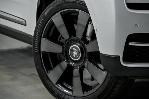2019 Rolls-Royce Cullinan -WHITE ON WHITE!