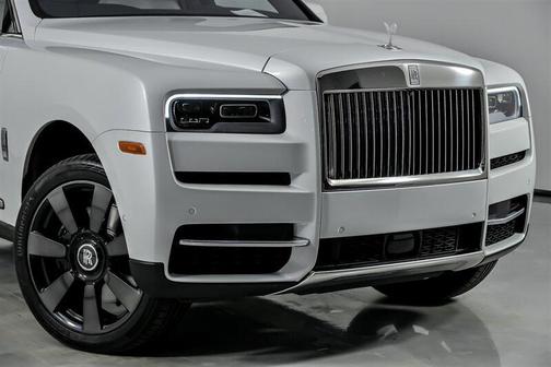 2019 Rolls-Royce Cullinan -WHITE ON WHITE!