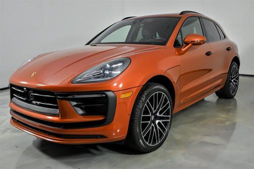 Papaya Metallic 2023 Porsche Macan Macan