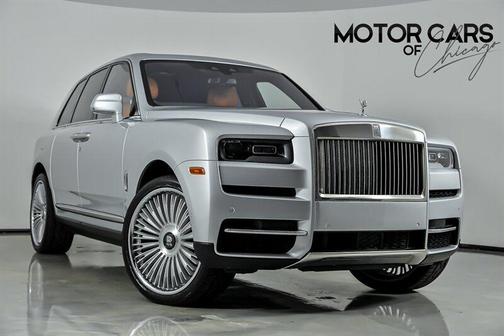 Jubilee Silver 2022 Rolls-Royce Cullinan