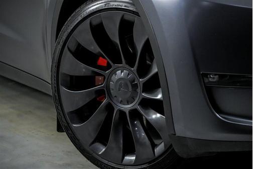 2023 Tesla Model Y Performance Dual Motor All-Wheel Drive