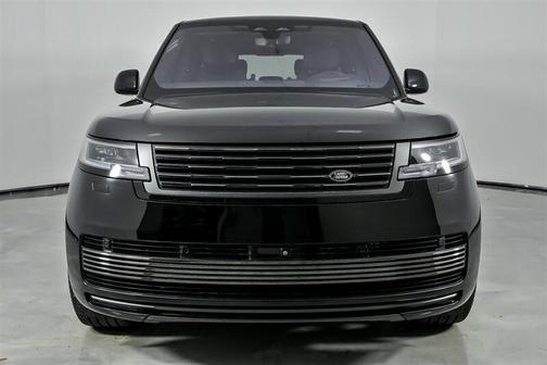 2023 Land Rover Range Rover SV