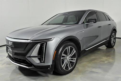 Argent Silver Metallic 2024 Cadillac LYRIQ Luxury