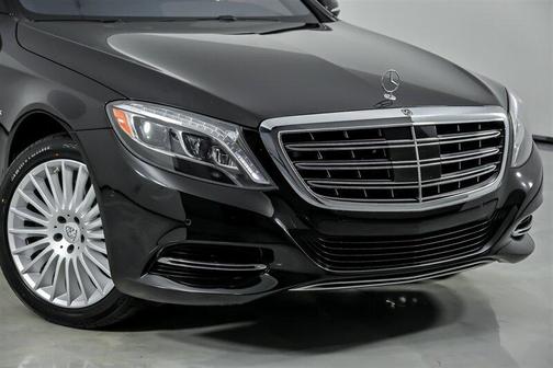2017 Mercedes-Benz Maybach S 550 Base 4MATIC