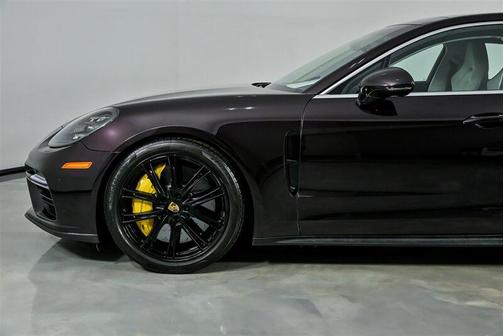 2019 Porsche Panamera Turbo