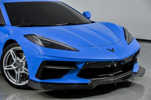 Rapid Blue 2022 Chevrolet Corvette Stingray w/2LT
