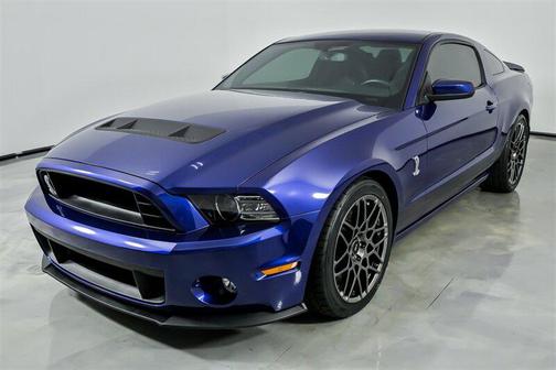 2013 Ford Shelby GT500 Base