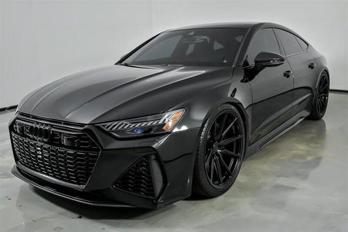 Mythos Black Metallic 2021 Audi RS 7 4.0T
