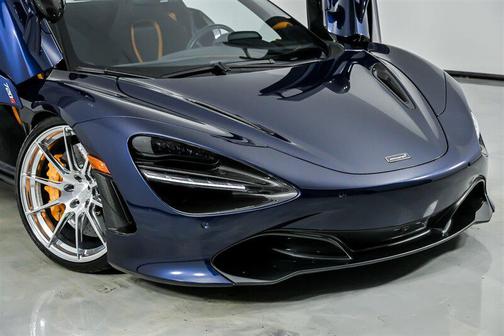 2020 McLaren 720S Base