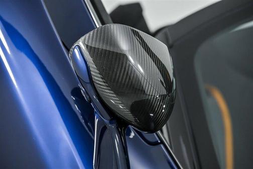 2020 McLaren 720S Base