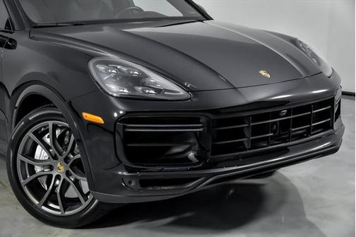 2022 Porsche Cayenne Turbo