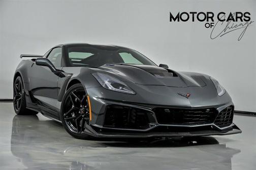 Watkins Glen Gray Metallic 2019 Chevrolet Corvette ZR1