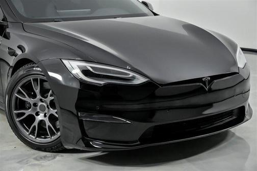 2021 Tesla Model S Plaid