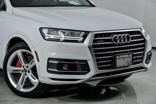 2019 Audi Q7 55 Prestige