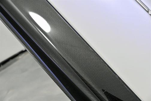 Bianco Audace 2022 Maserati MC20