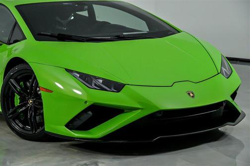 2022 Lamborghini Huracan EVO Coupe RWD