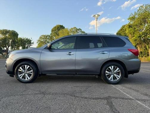 2020 Nissan Pathfinder S 4WD