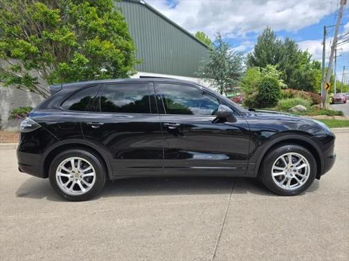 2012 Porsche Cayenne Base