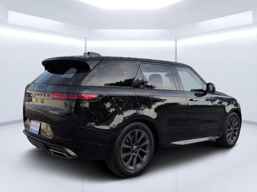 Santorini Black 2024 Land Rover Range Rover Sport Dynamic SE