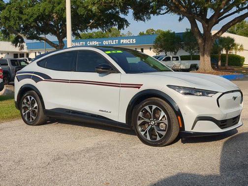2022 Ford Mustang Mach-E Premium