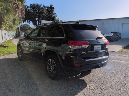 Luxury Brown Pearlcoat 2017 Jeep Grand Cherokee Limited