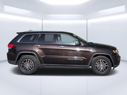 Luxury Brown Pearlcoat 2017 Jeep Grand Cherokee Limited