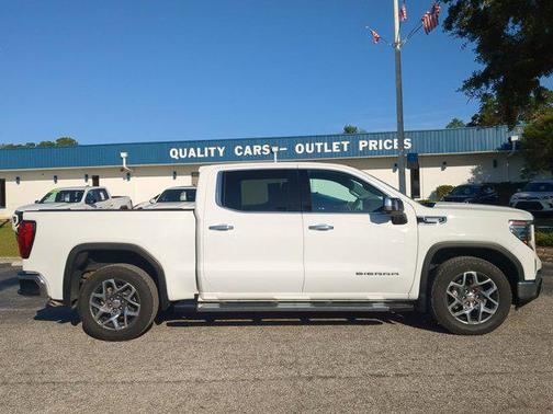2023 GMC Sierra 1500 SLT