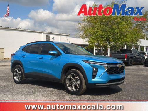 Marina Blue Metallic 2025 Chevrolet Trax LT
