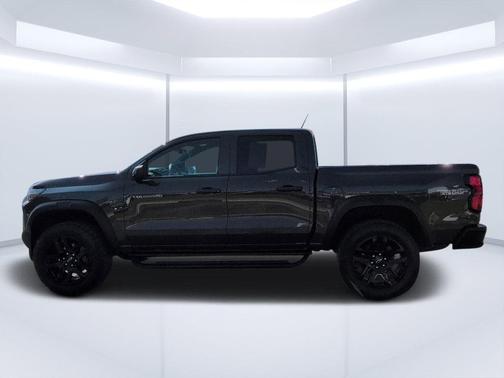 Harvest Gold / Bronze 2024 Chevrolet Colorado Trail Boss