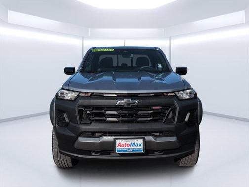 Sterling Gray Metallic 2024 Chevrolet Colorado Trail Boss