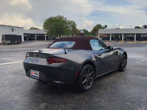 2018 Mazda MX-5 Miata Club