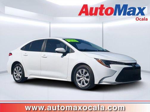 Ice Cap 2024 Toyota Corolla LE