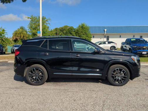2023 GMC Terrain Denali