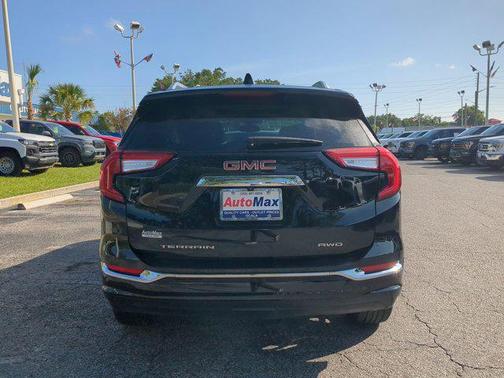 2023 GMC Terrain Denali