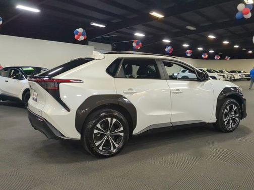 2024 Toyota bZ4X XLE