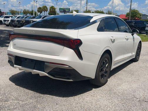 2025 Kia K5 LXS