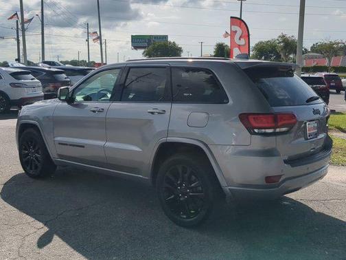2019 Jeep Grand Cherokee Altitude