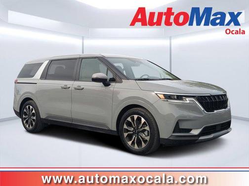 2024 Kia Carnival EX