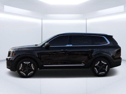 Ebony Black 2024 Kia Telluride S