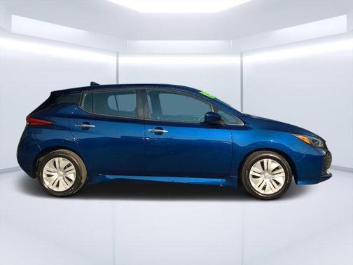 2023 Nissan Leaf S