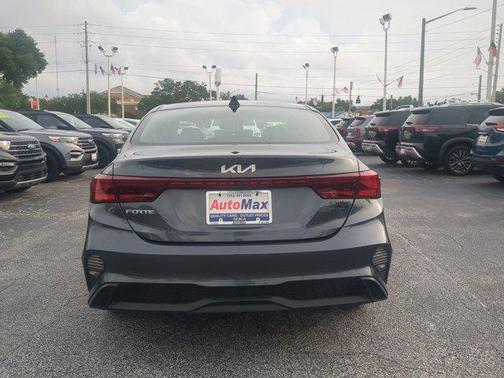 2024 Kia Forte LXS