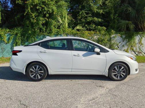 2024 Nissan Versa 1.6 SV