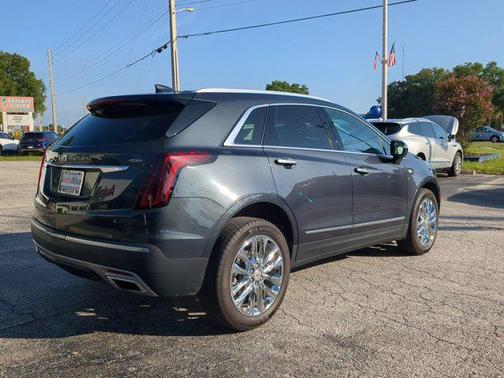 2022 Cadillac XT5 Premium Luxury