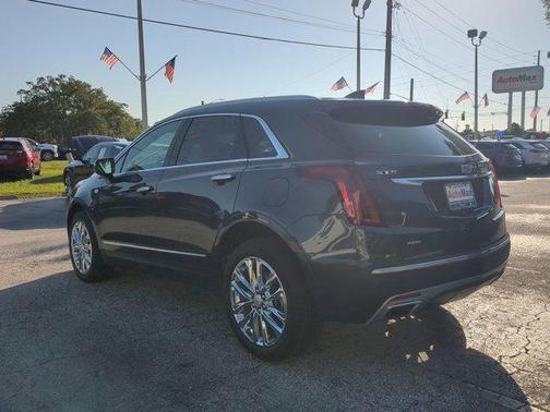 2022 Cadillac XT5 Premium Luxury